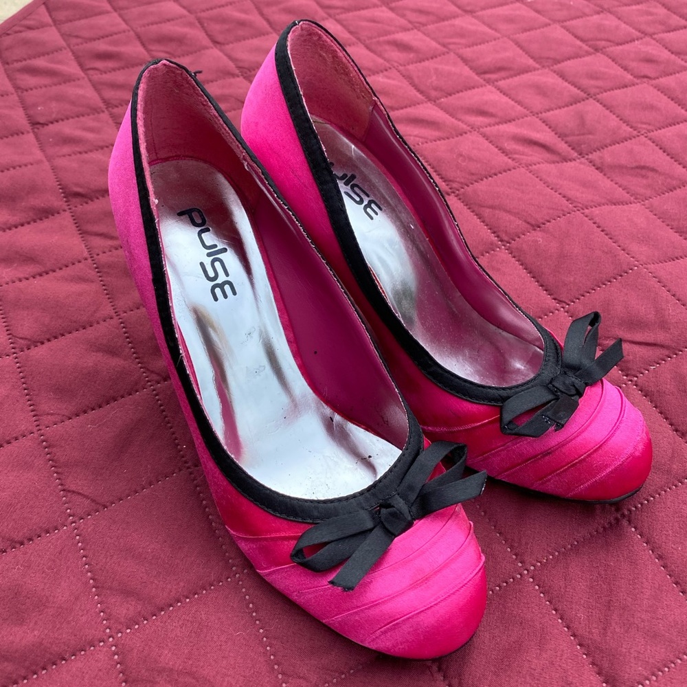 Pulse pink heels